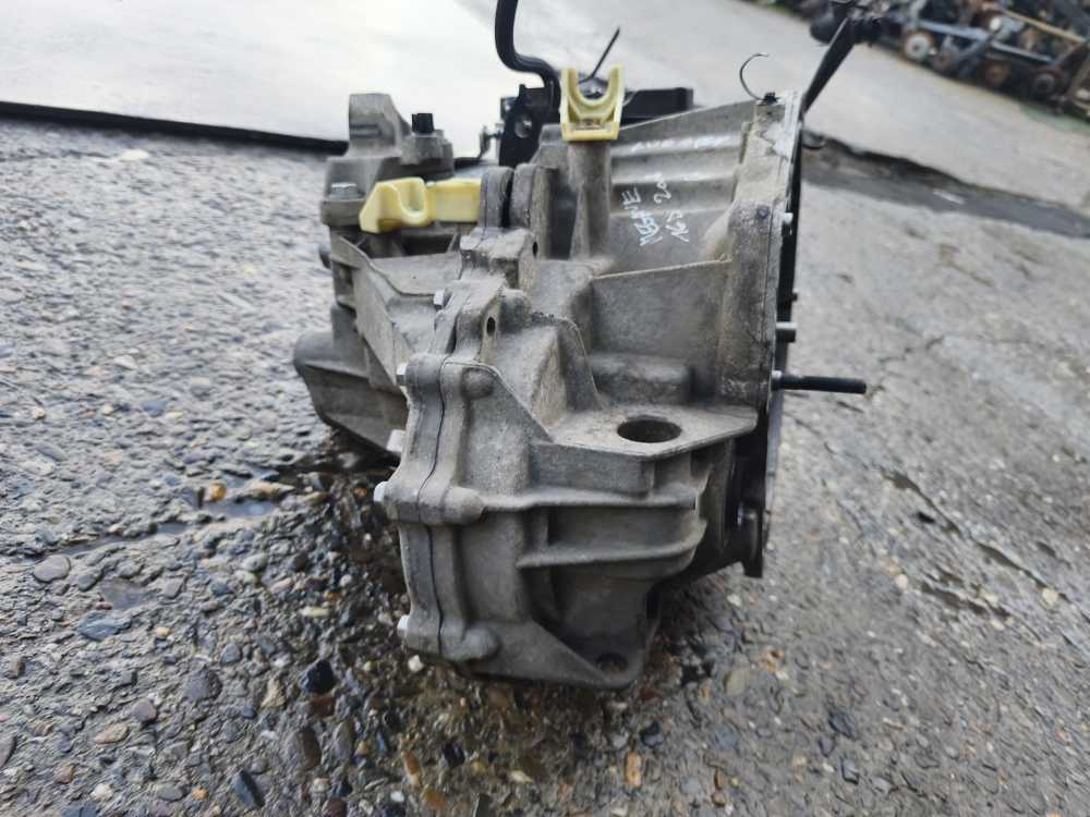 BOITE DE VITESSE MANUEL DACIA/RENAULT CODE: ND4001  - Vue 3